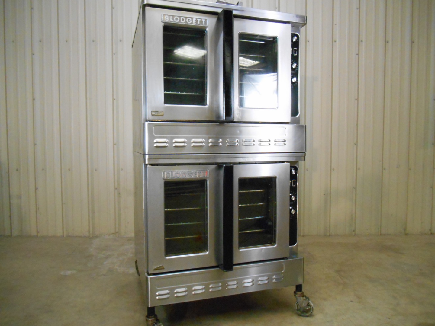 Used Blodgett DFG100 2Speed Dual Flow Double Gas Convection Oven