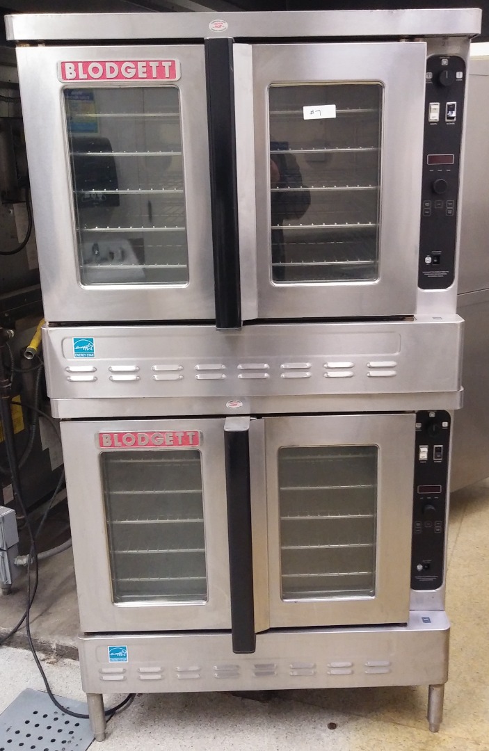 Used Blodgett DFG200 Bakery Depth Double Gas Convection Oven