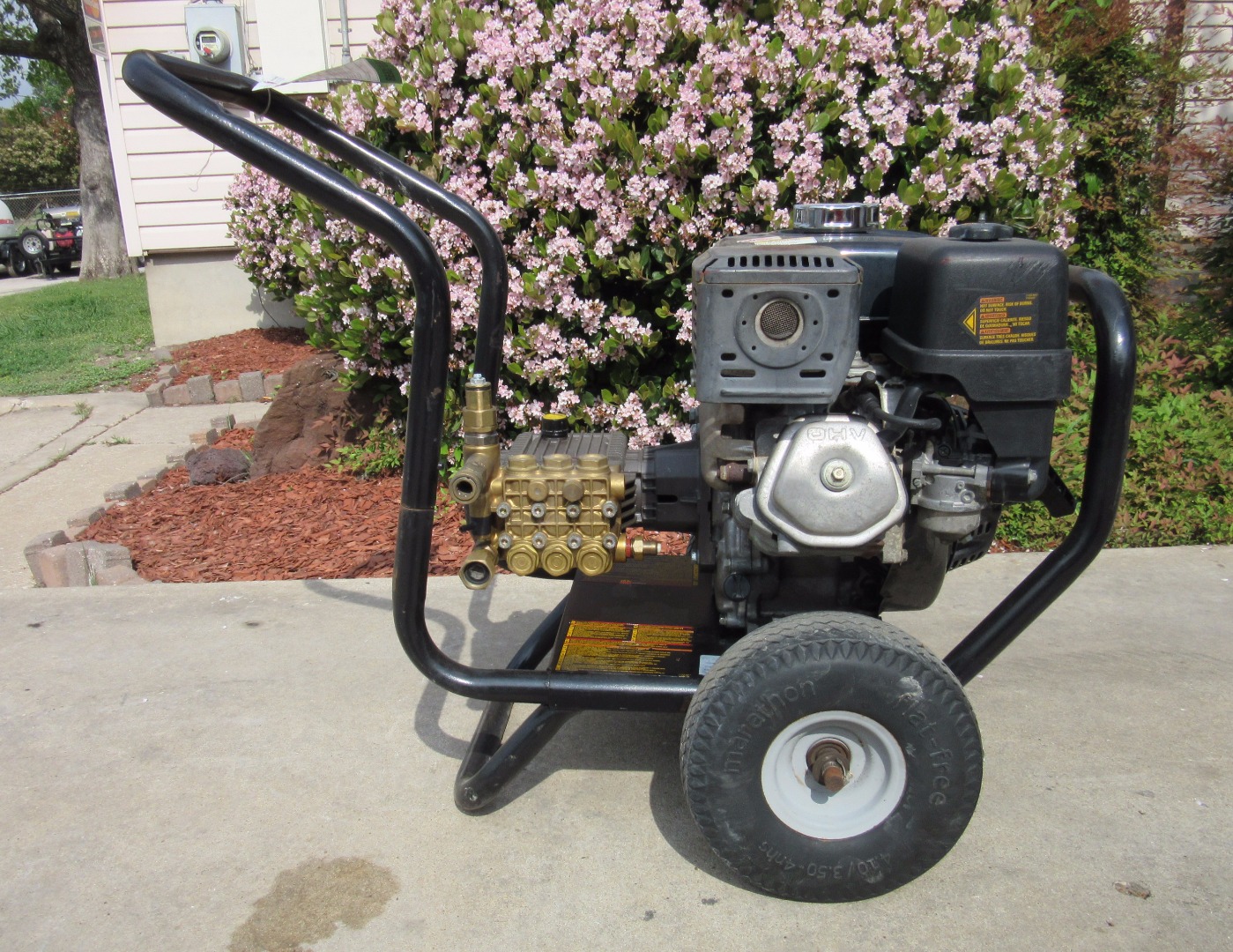 Used DeWalt DPW3835 Cold Water Gas 3.5GPM 3800PSI Pressure Washer