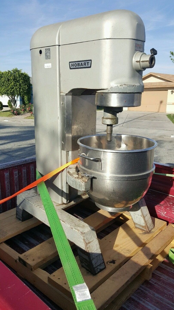Used Hobert H600T 60 Quart Hobart Mixer W/ Bowl & 3 Attachments
